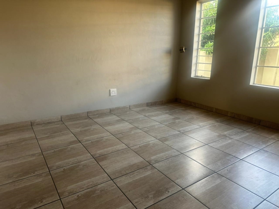 To Let 3 Bedroom Property for Rent in Waterval East North West